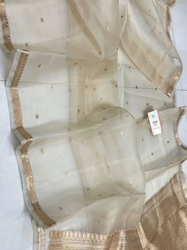 Pure Kora Silk Kadwa Handloom Saree