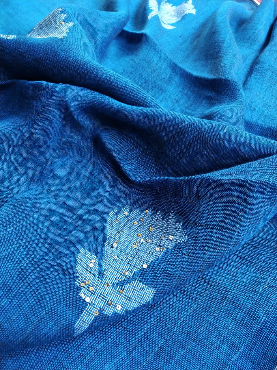 Linen Jamdani Handweaved Sequin Saree