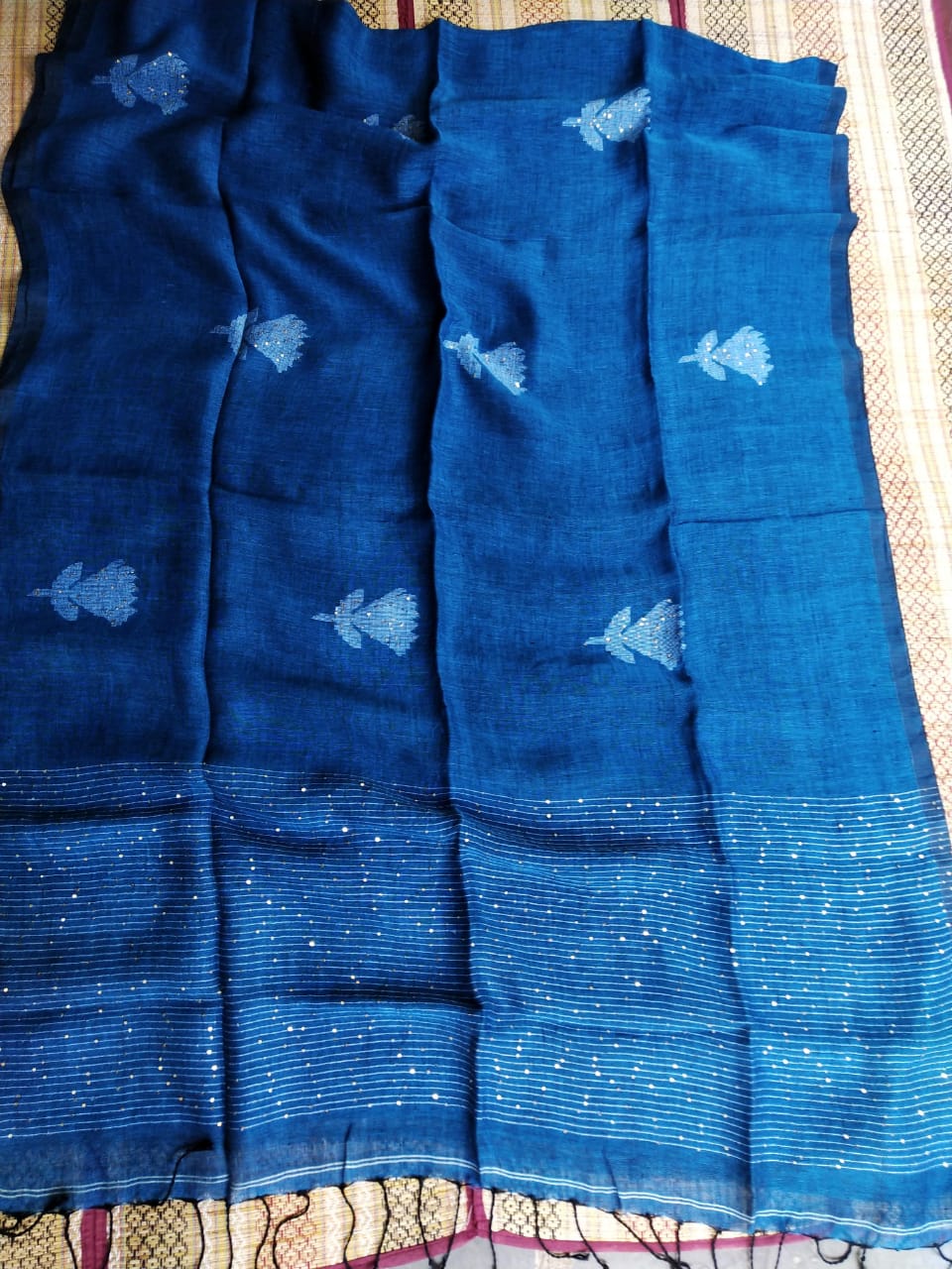 Linen Jamdani Handweaved Sequin Saree