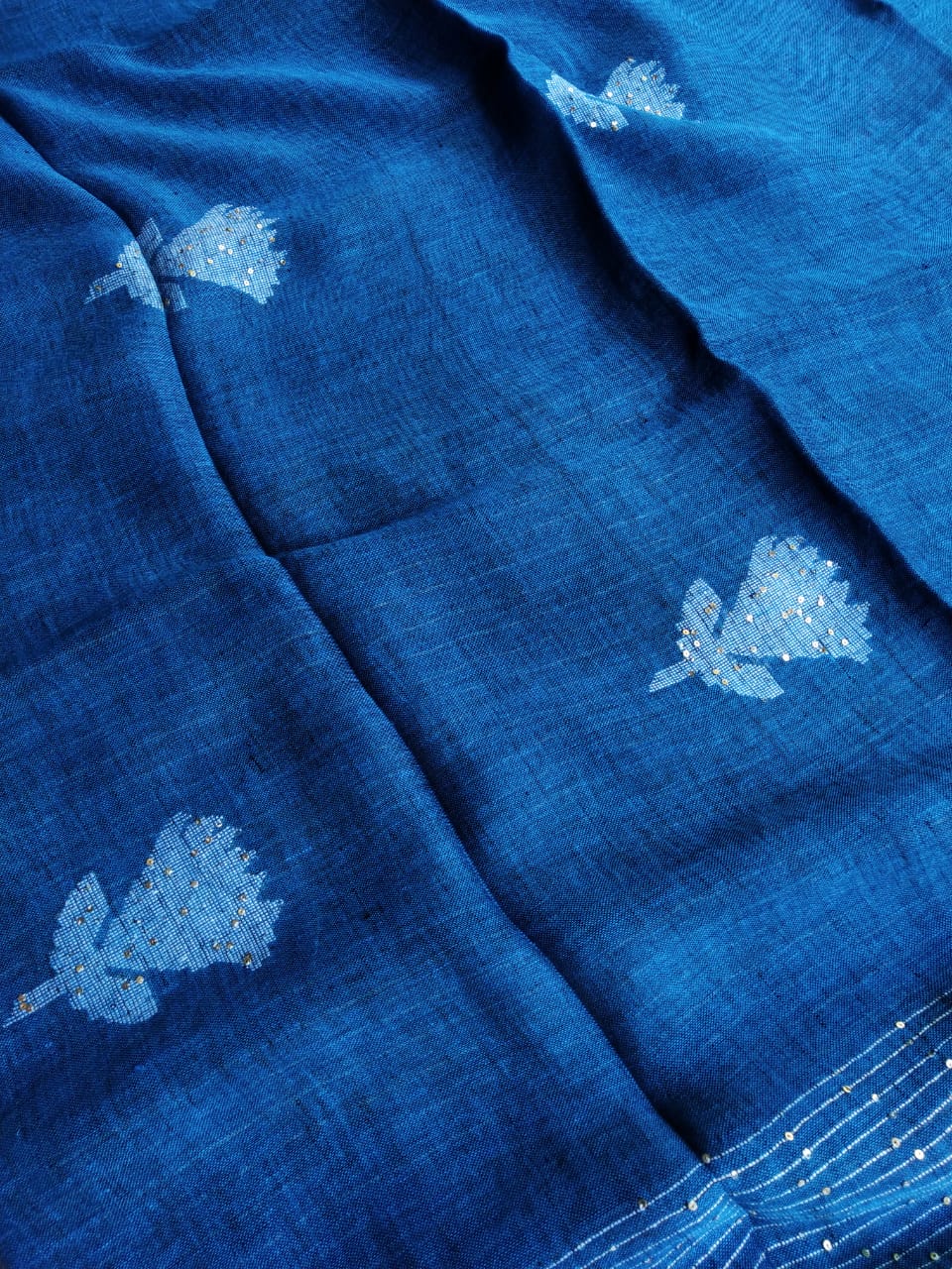 Linen Jamdani Handweaved Sequin Saree
