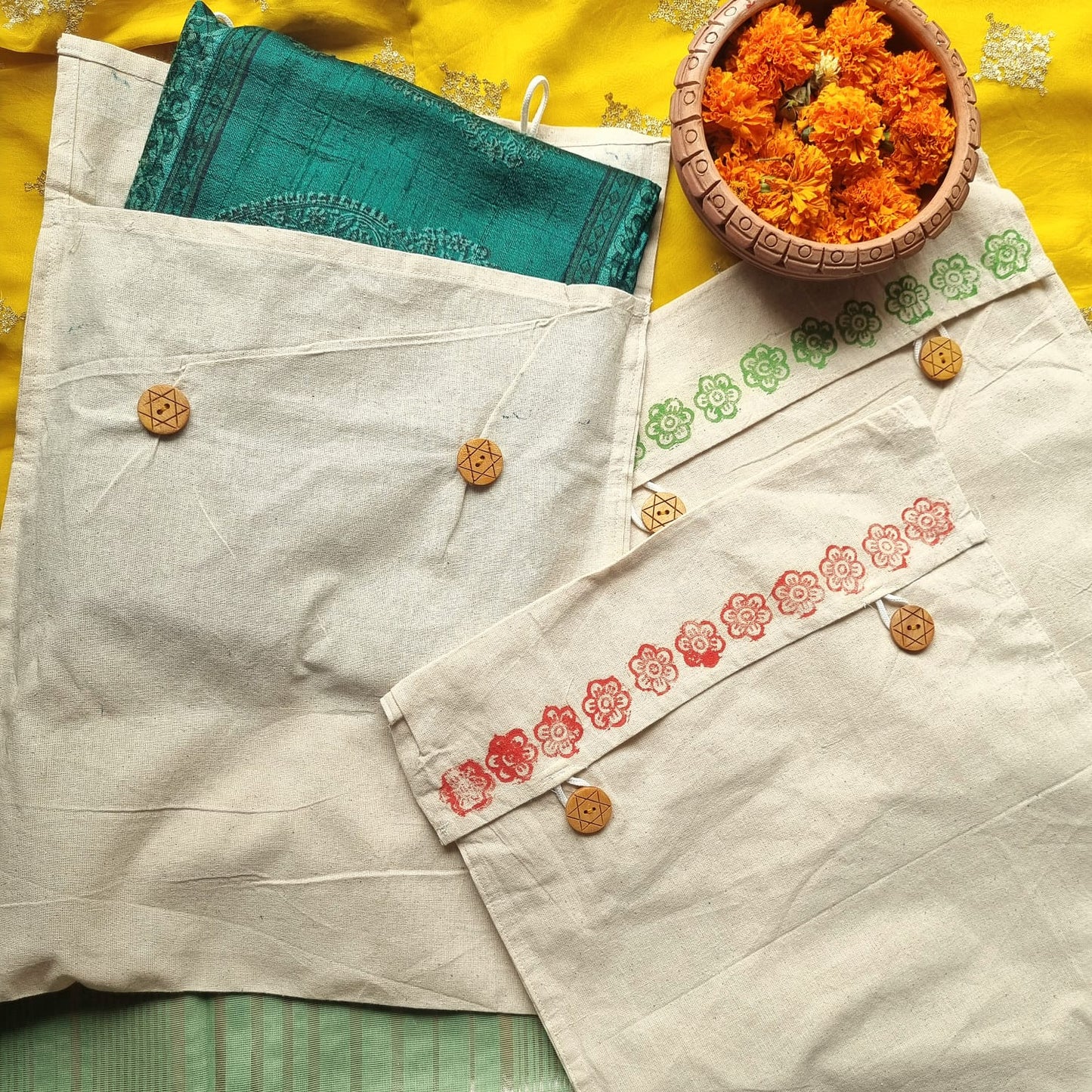Handcrafted Muslin Cotton Saree Cover