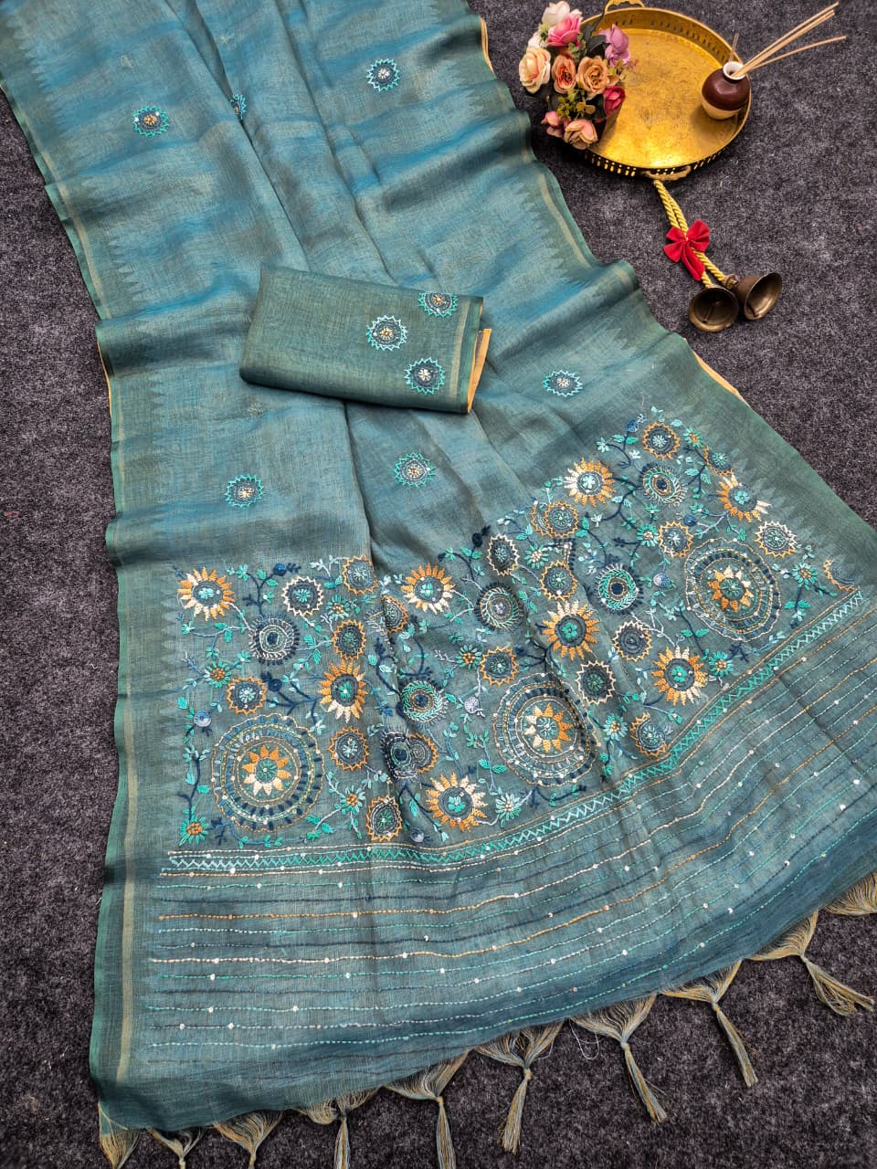 Premium Soft Tissue Linen Saree with Hand-Embroidered Pallu & All-Over Handwork Buttas