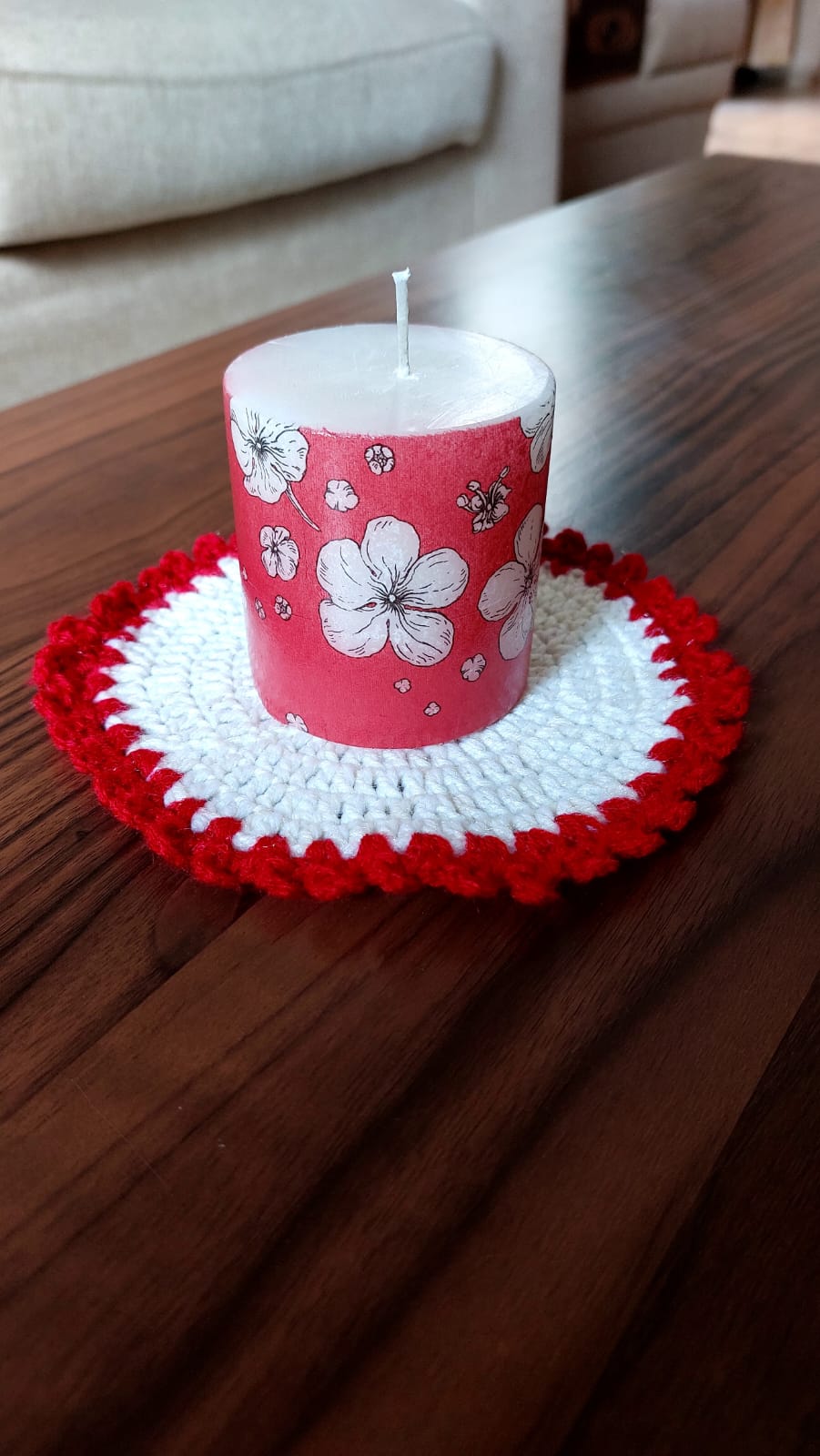 Christmas Themed Decoupage Candles