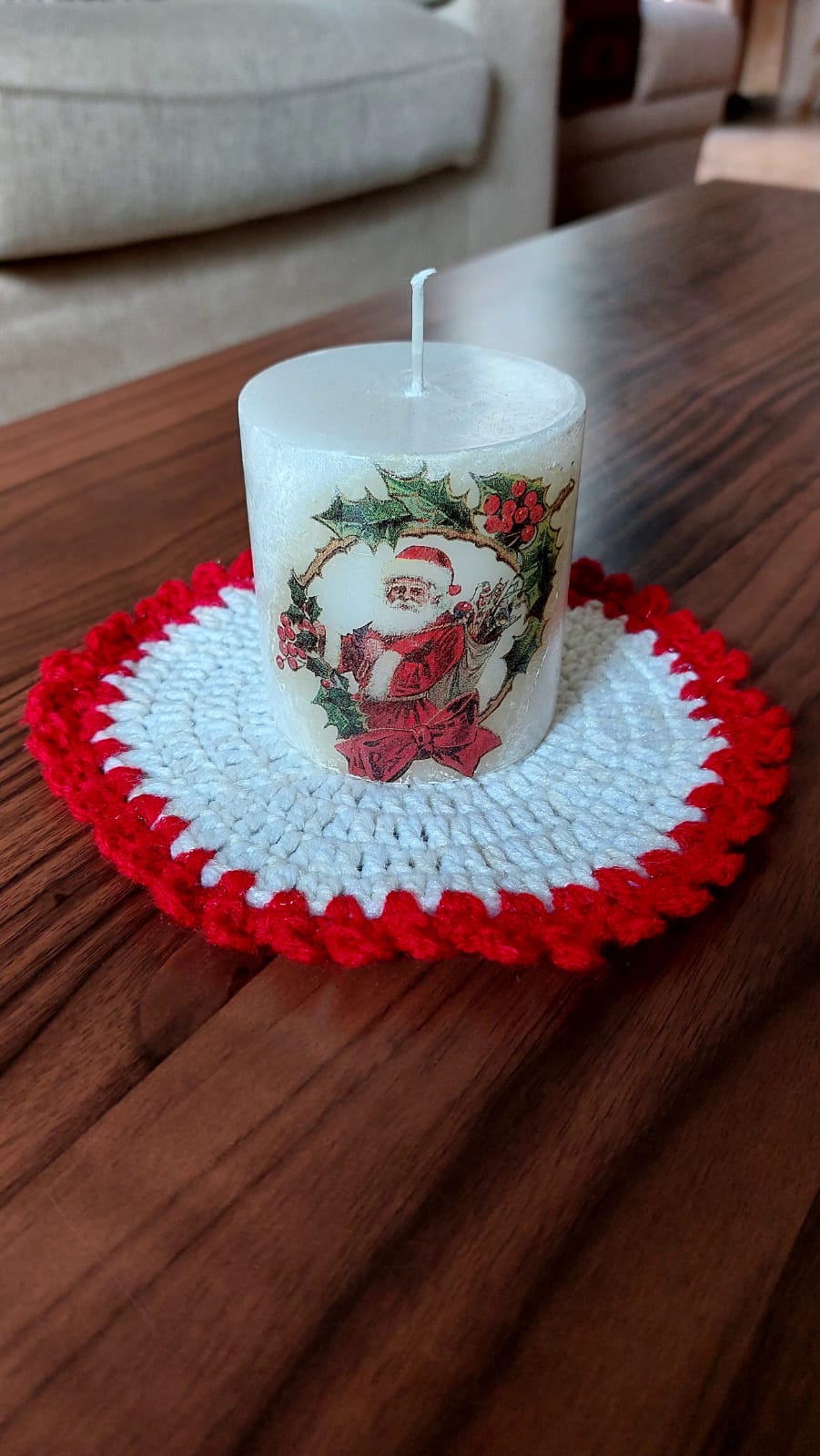 Christmas Themed Decoupage Candles