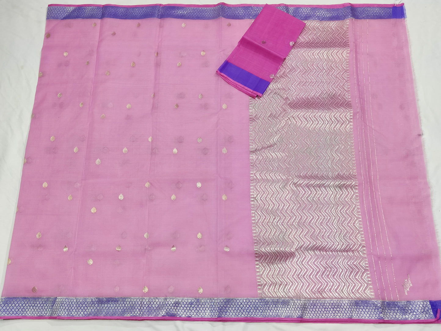Handloom Pure Zari Kota Silk Saree with Both side Kanchi Border
