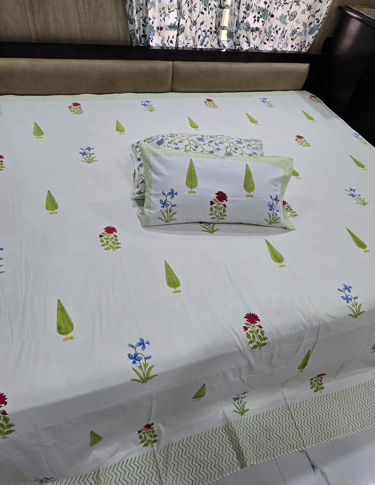 Hand block Printed King Size Bedding Set