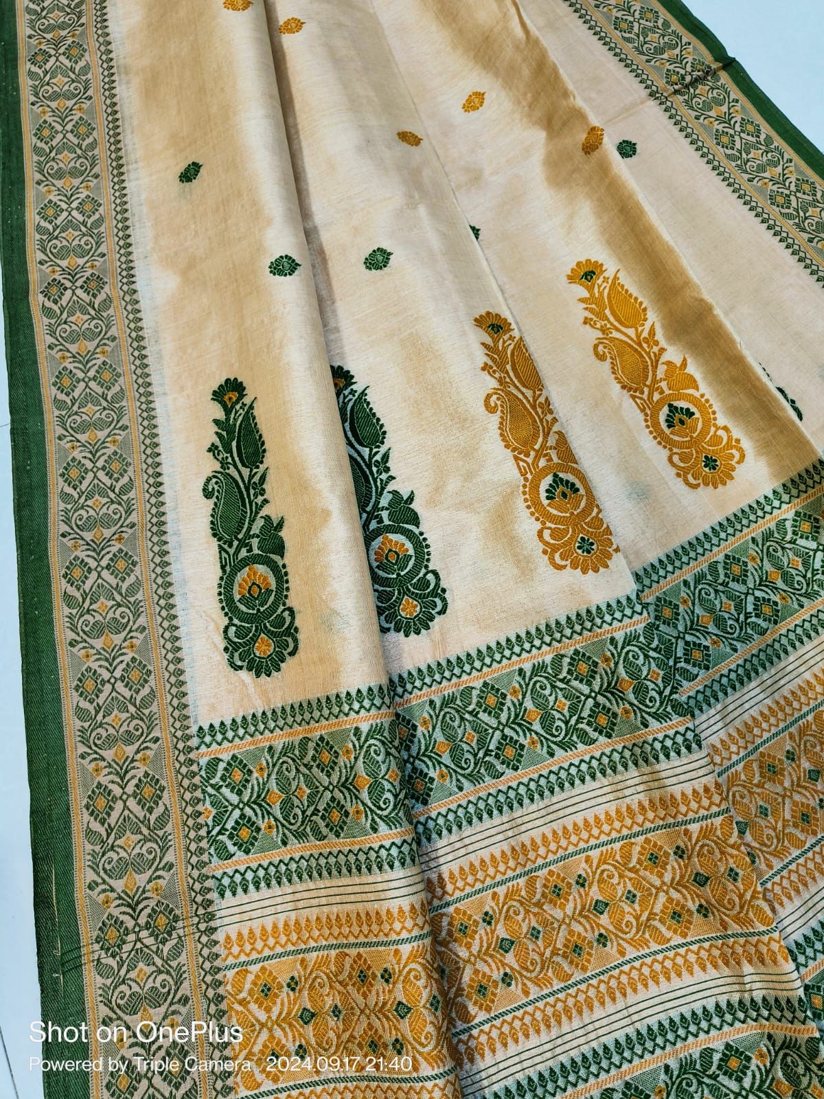 Pure Gachi Tussar with Jamdani Weave