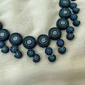 Mandela Floral Terracotta 3 Layered Necklace Set in Blue