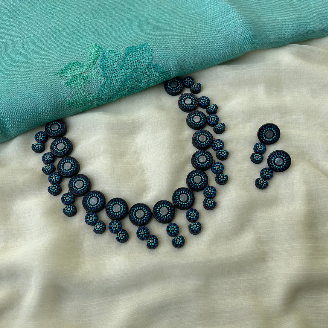 Mandela Floral Terracotta 3 Layered Necklace Set in Blue
