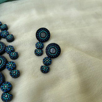 Mandela Floral Terracotta 3 Layered Necklace Set in Blue