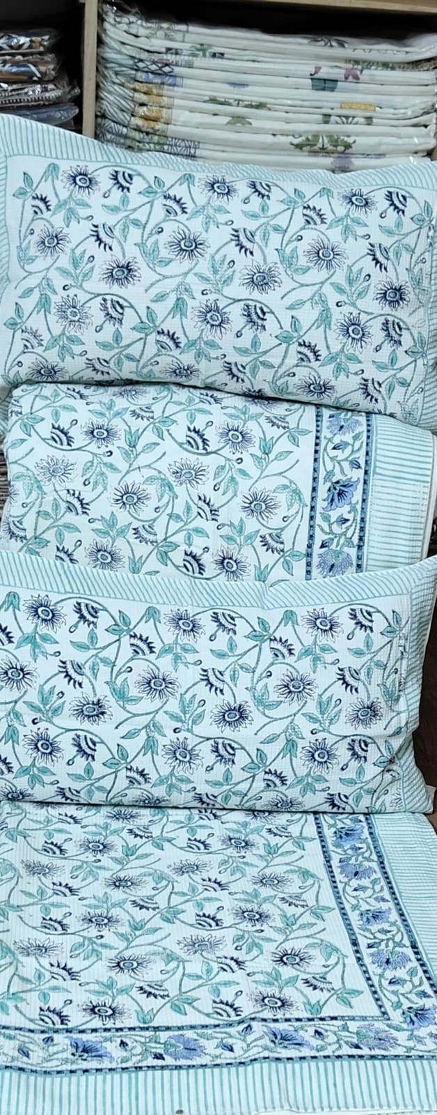 Handblock Printed Handloom Bedcovers With 2 Pillow Covers