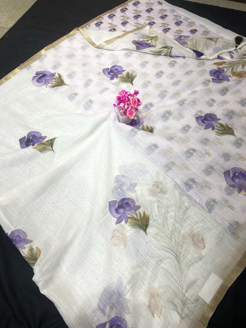 Hand Painted Semi Tussar Cotton White Handwoven Saree