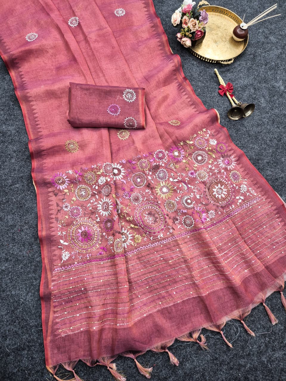 Premium Soft Tissue Linen Saree with Hand-Embroidered Pallu & All-Over Handwork Buttas
