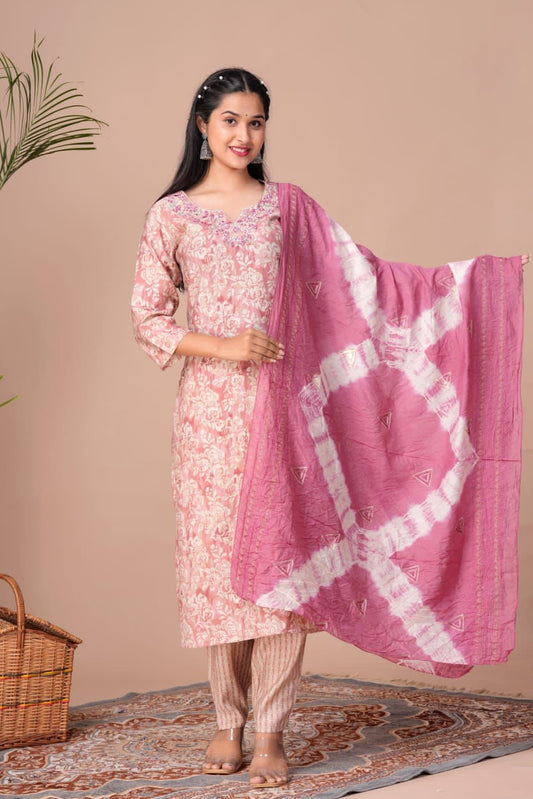 Musslin Silk Kurta and Pant with Nazmin Dupatta