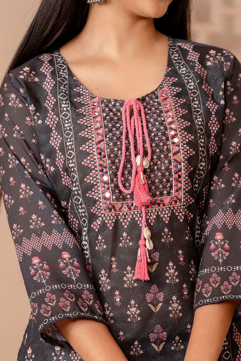 Schiffli Kurta set