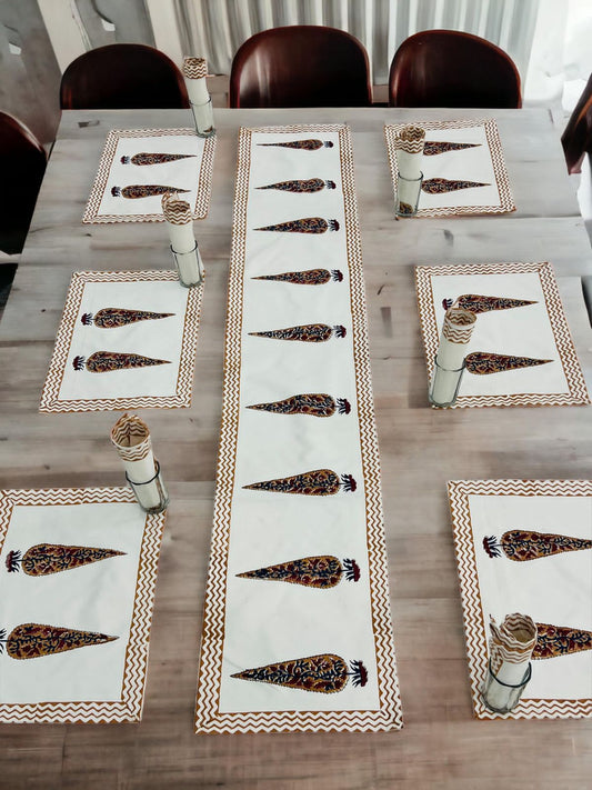 Table Runner With Placemats And Napkins