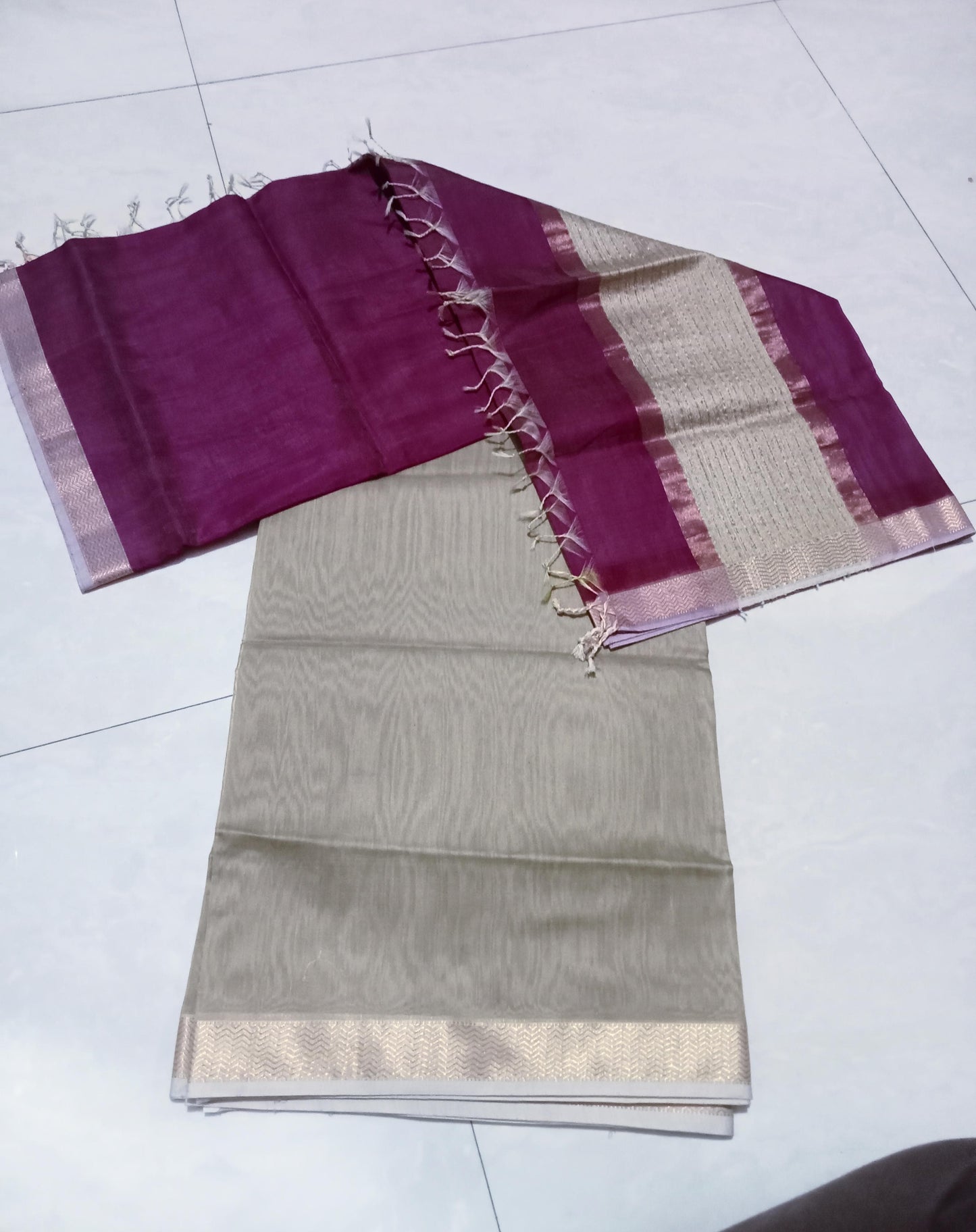 Maheshwari Unstitched Suit with dupatta