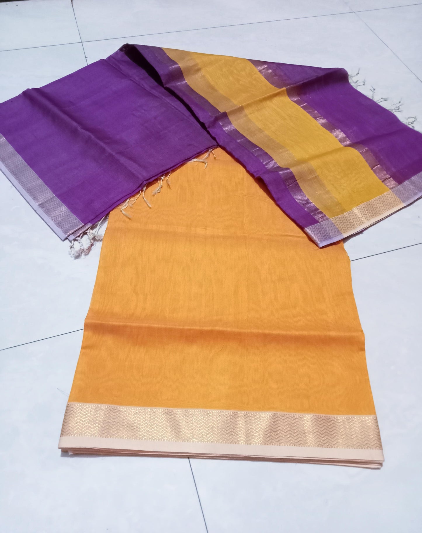 Maheshwari Unstitched Suit with dupatta