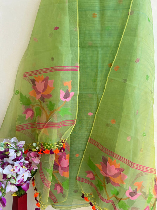 Handwoven Muslin Jamdani Suit With Jal Net Tassel Dupatta