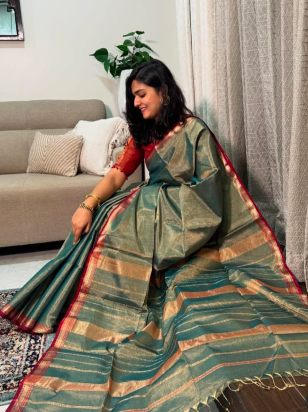 Maheshwari Full Tissue Handloom Saree with Zari Border