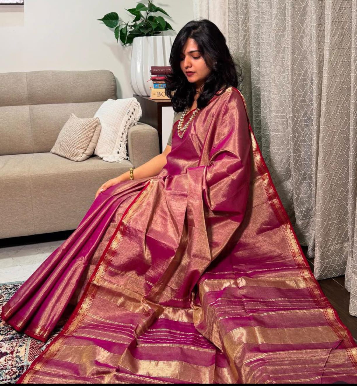 Maheshwari Full Tissue Handloom Saree with Zari Border